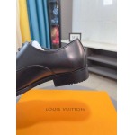 2025年9月19日入荷新品Louis Vuittonカジュアルシューズ/スニーカー｜メンズ靴人気本革製ギフト/誕生日/XG工場