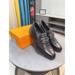 2025年9月19日入荷新品Louis Vuittonカジュアルシューズ/スニーカー｜メンズ靴人気本革製ギフト/誕生日/XG工場