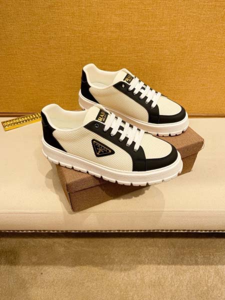 2025年9月20日入荷新品Pradaカジュアルシューズ/ス...