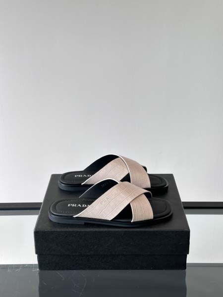 2025年9月20日入荷新品Pradaカジュアルシューズ/ス...