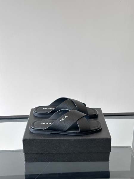 2025年9月20日入荷新品Pradaカジュアルシューズ/ス...