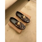 2025年9月22日入荷新品Versaceカジュアルシューズ/スニーカー｜メンズ靴人気本革製ギフト/誕生日/TL工場