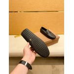 2025年9月22日入荷新品Alexander McQueenカジュアルシューズ/スニーカー｜メンズ靴人気本革製ギフト/誕生日/TL工場