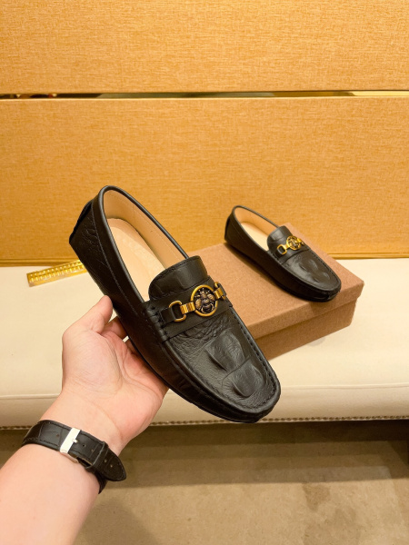 2025年9月22日入荷新品Gucciカジュアルシューズ/ス...