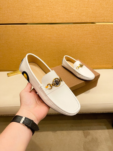 2025年9月22日入荷新品Gucciカジュアルシューズ/ス...