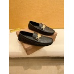 2025年9月22日入荷新品Versaceカジュアルシューズ/スニーカー｜メンズ靴人気本革製ギフト/誕生日/TL工場