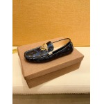 2025年9月22日入荷新品Versaceカジュアルシューズ/スニーカー｜メンズ靴人気本革製ギフト/誕生日/TL工場