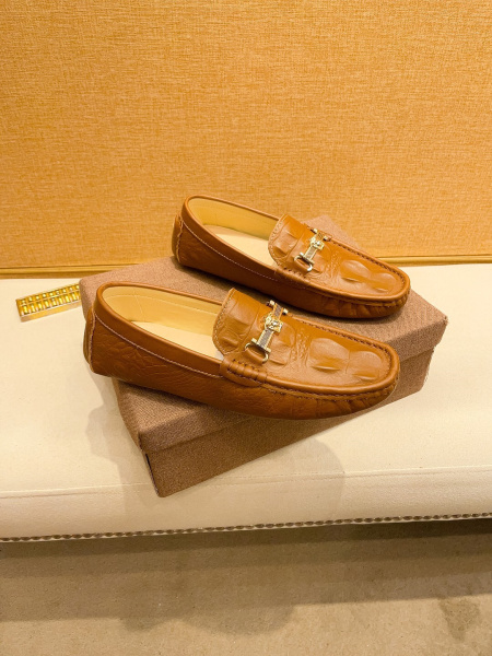 2025年9月22日入荷新品Versaceカジュアルシューズ...