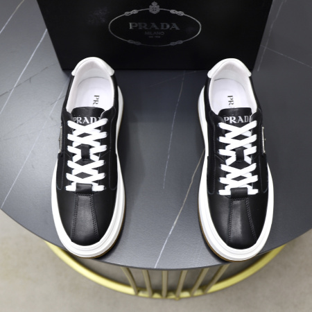 2025年9月22日入荷新品PRADAカジュアルシューズ/ス...