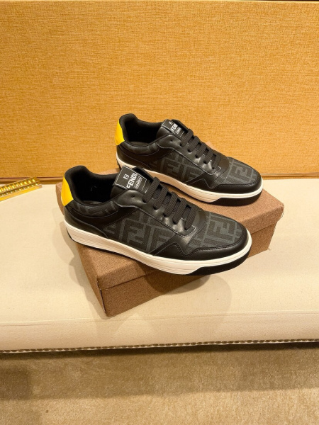 2025年9月22日入荷新品Fendiカジュアルシューズ/ス...