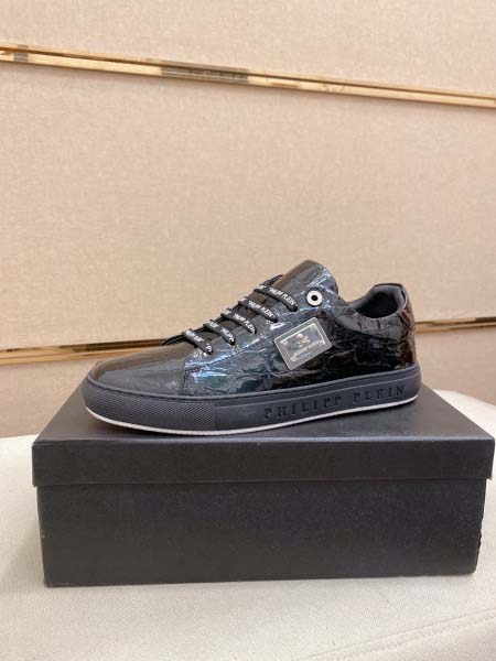 2025年9月22日入荷新品Ferragamoカジュアルシュ...