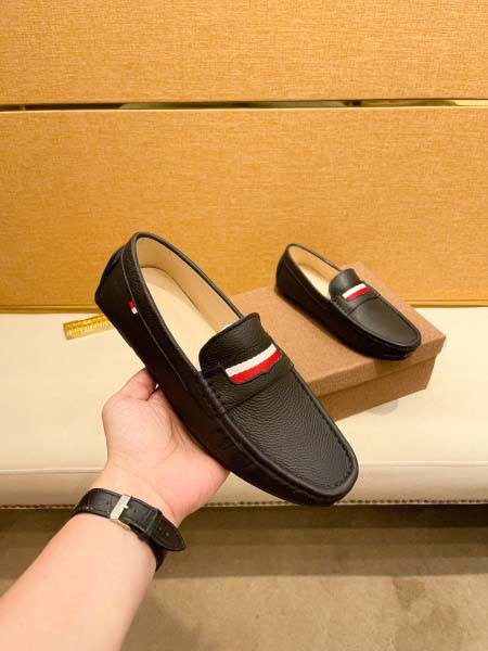 2025年9月22日入荷新品Gucciカジュアルシューズ/ス...