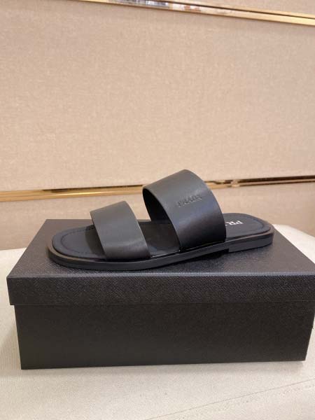 2025年9月23日入荷新品PRADAカジュアルシューズ/ス...