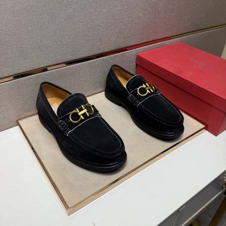 2025年9月23日入荷新品Ferragamoカジュアルシュ...