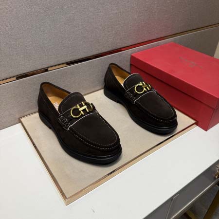 2025年9月23日入荷新品Ferragamoカジュアルシュ...