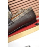 2025年9月23日入荷新品GUCCIカジュアルシューズ/スニーカー｜メンズ靴人気本革製ギフト/誕生日/TL工場