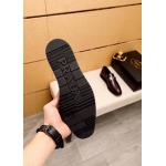 2025年9月23日入荷新品PRADAカジュアルシューズ/スニーカー｜メンズ靴人気本革製ギフト/誕生日/TL工場