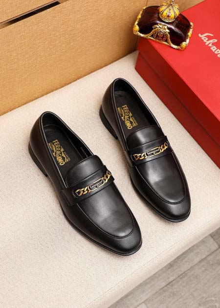 2025年9月23日入荷新品Ferragamoカジュアルシュ...