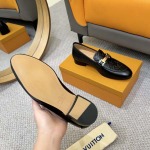 2025年9月23日入荷新品Louis Vuittonカジュアルシューズ/スニーカー｜メンズ靴人気本革製ギフト/誕生日/TL工場