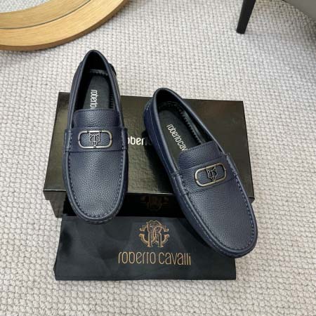 2025年9月23日入荷新品roberto cavalliカ...