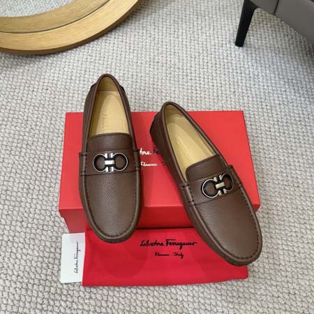 2025年9月23日入荷新品Ferragamoカジュアルシュ...