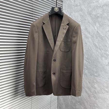 2025年9月24日入荷秋冬新作Pradaジャケット高級品/...