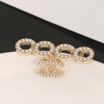 2025年9月25日入荷新品Chanelブローチギフト/誕生日/記念品/アクセサリーxin工場