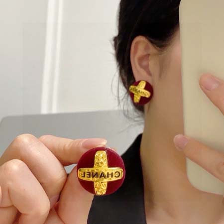 2025年9月25日入荷新品Chanelピアスギフト/誕生日...