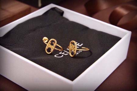 2025年9月25日入荷新品Celineピアスギフト/誕生日/記念品/アクセサリーxin工場