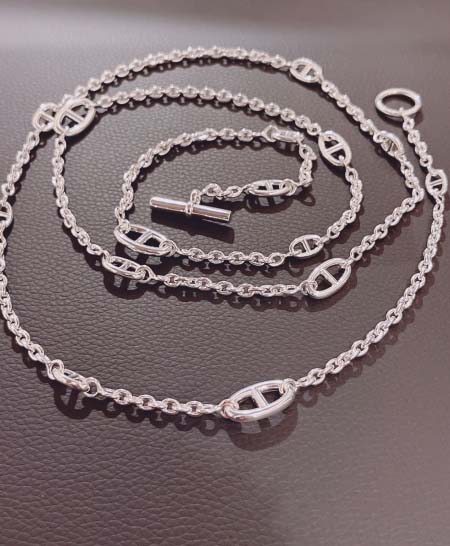 2025年9月25日入荷新品Farandoleネックレスギフ...