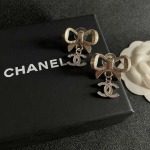 2025年9月25日入荷新品Chanelピアスギフト/誕生日/記念品/アクセサリーxin工場