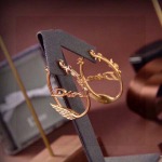 2025年9月26日入荷新品Diorピアスギフト/誕生日/記念品/アクセサリーxin工場