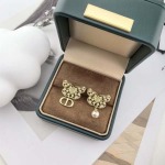 2025年9月26日入荷新品Diorピアスギフト/誕生日/記念品/アクセサリーxin工場