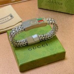 2025年9月26日入荷新品Gucci ブレスレットギフト/誕生日/記念品/アクセサリーxin工場