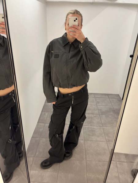 2025年9月26日入荷秋冬新作ACNEジャケットファッショ...