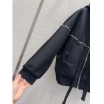 2025年9月26日入荷秋冬新作 miumiuジャケットファッション/誕生日プレゼント/贈り物 can工場