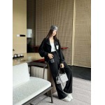 2025年9月26日入荷秋冬新作LOEWEセット上下ファッション/誕生日プレゼント/贈り物 can工場