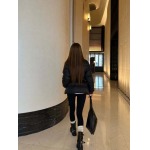 2025年9月26日入荷秋冬新作Celineダウンジャケットファッション/誕生日プレゼント/贈り物 can工場