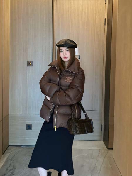 2025年9月26日入荷秋冬新作Celineダウンジャケット...