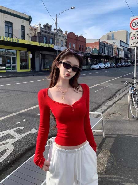 2025年9月26日入荷秋冬新作 miumiu長袖 T シャ...