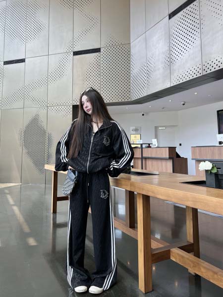 2025年9月26日入荷秋冬新作Dior セット上下ファッシ...