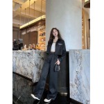 2025年9月26日入荷秋冬新作Dior セット上下ファッション/誕生日プレゼント/贈り物 can工場