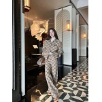 2025年9月26日入荷秋冬新作Gucciセット上下ファッション/誕生日プレゼント/贈り物 can工場
