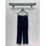 2025年9月26日入荷秋冬新作Pradaセット上下ファッション/誕生日プレゼント/贈り物 can工場