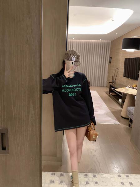 2025年9月26日入荷秋冬新作Acne長袖ファッション/誕...