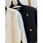 2025年9月26日入荷秋冬新作 miumiuニットのセーターファッション/誕生日プレゼント/贈り物 can工場