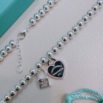 2025年9月26日入荷秋冬新作Dior ニットのセーターファッション/誕生日プレゼント/贈り物 can工場