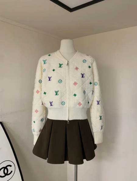 2025年9月26日入荷秋冬新作Louis Vuittonニ...