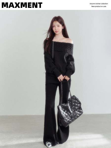 2025年9月26日入荷秋冬新作ニットのセーターファッション...