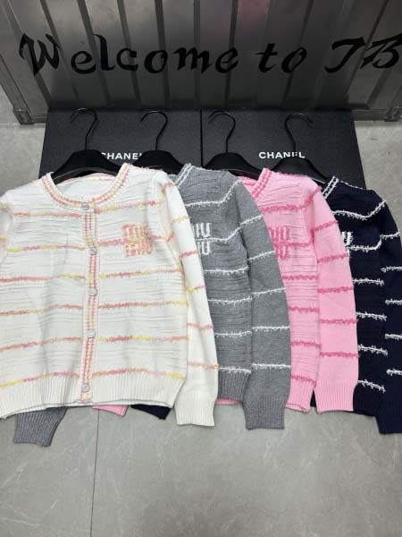 2025年9月26日入荷秋冬新作 miumiuニットのセータ...